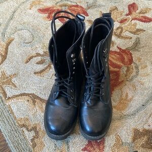 motorcycle style/ like new